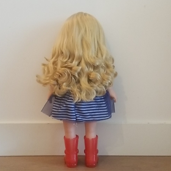 One Generation Doll - Picture 2 of 6